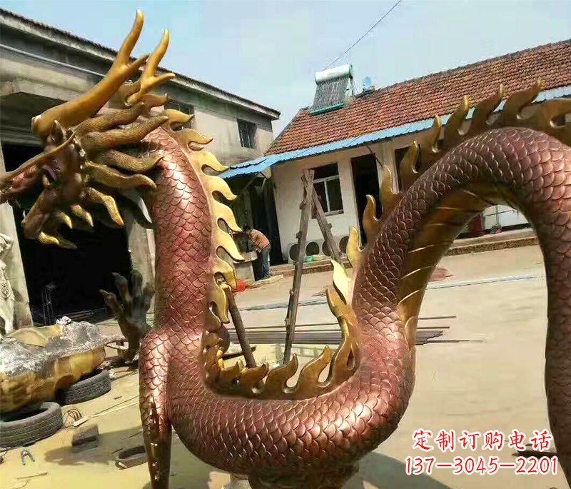 海南古典精致巨龙铜雕