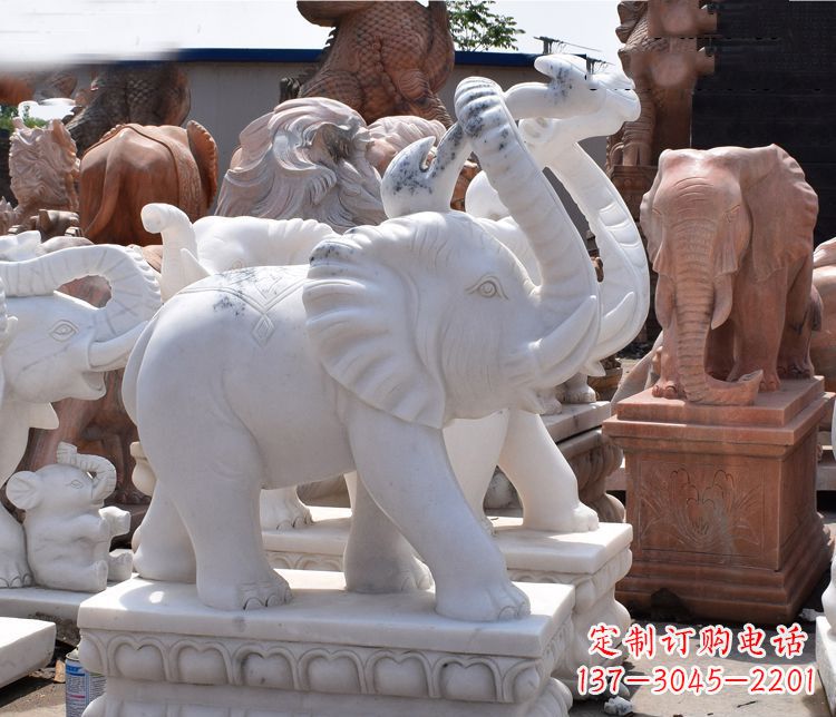 海南“优雅大象”汉白玉雕塑