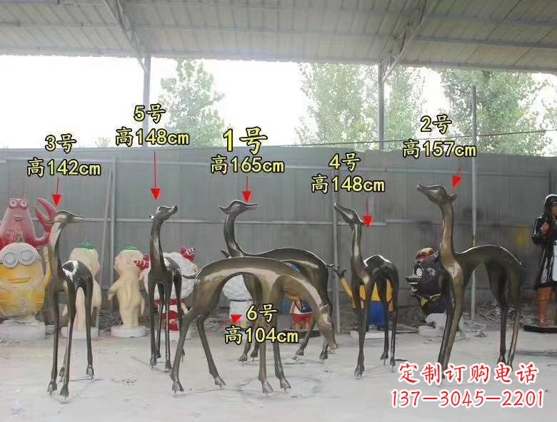 海南玻璃钢仿铜小鹿雕塑精美绝伦