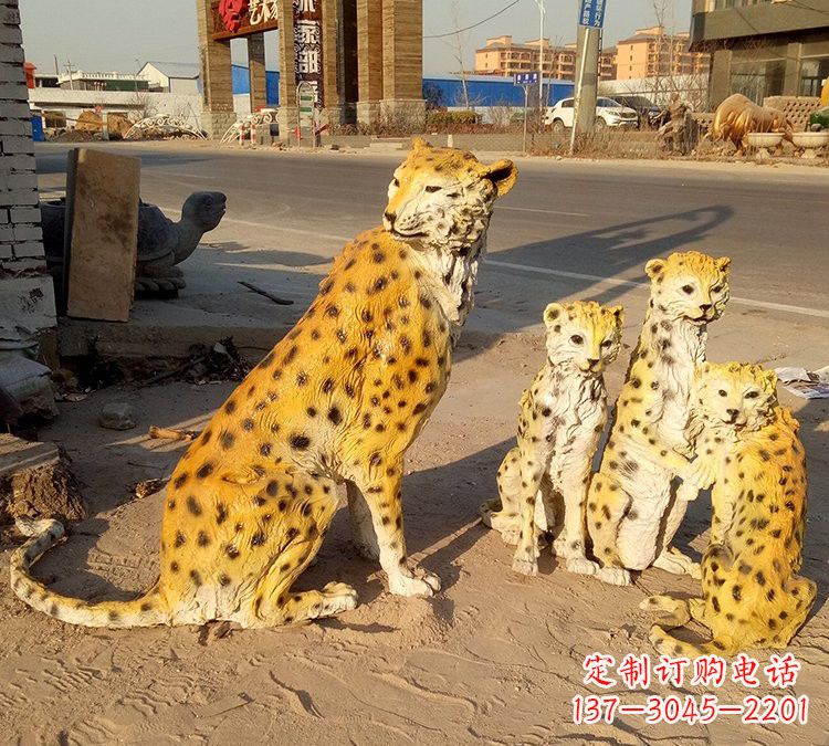 海南玻璃钢雕塑精美的豹子雕塑