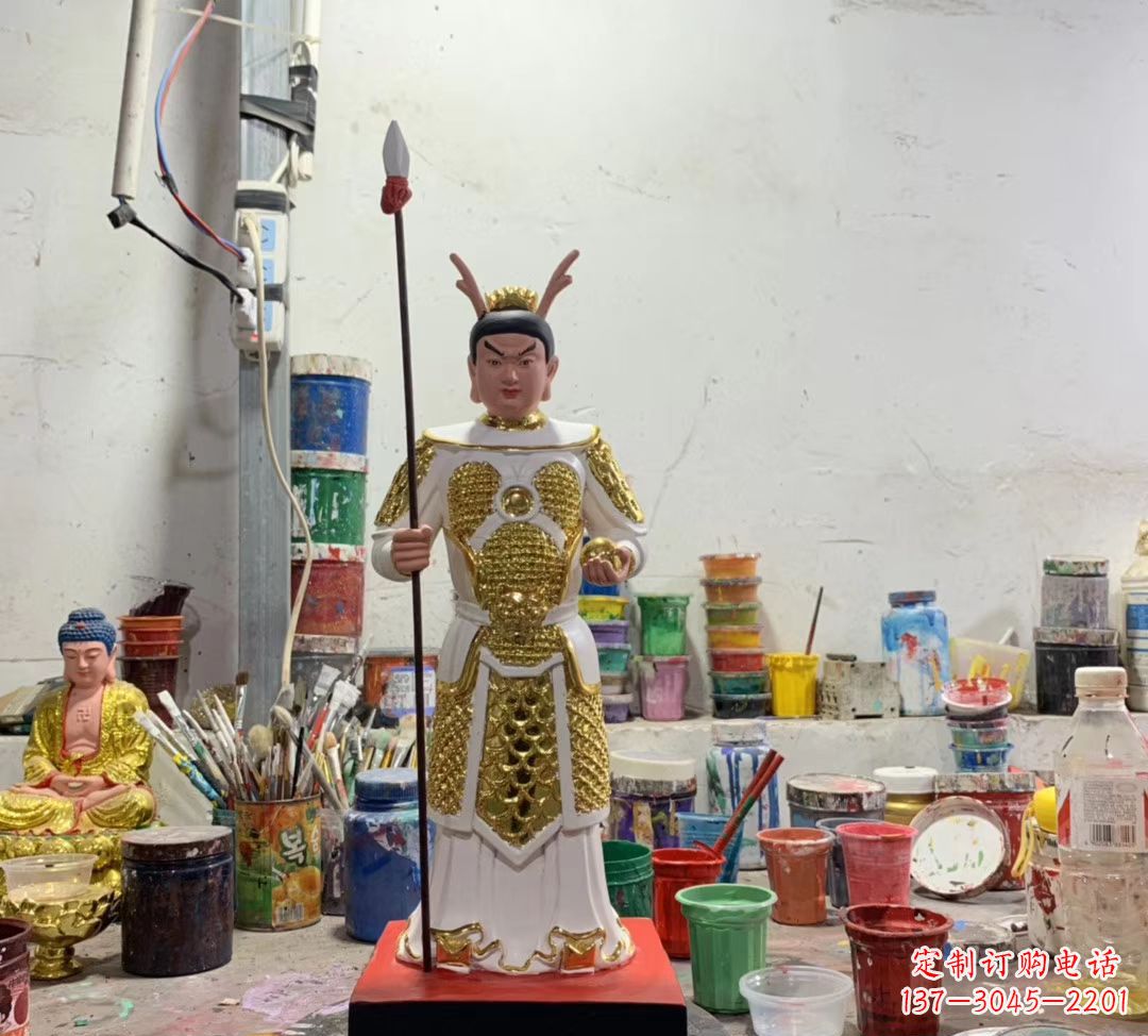 海南玻璃钢龙王三太子雕塑户外摆件
