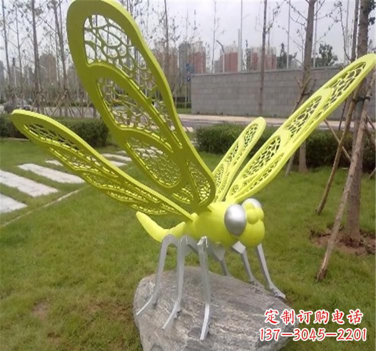 海南不锈钢蝴蝶深入城市的美丽艺术