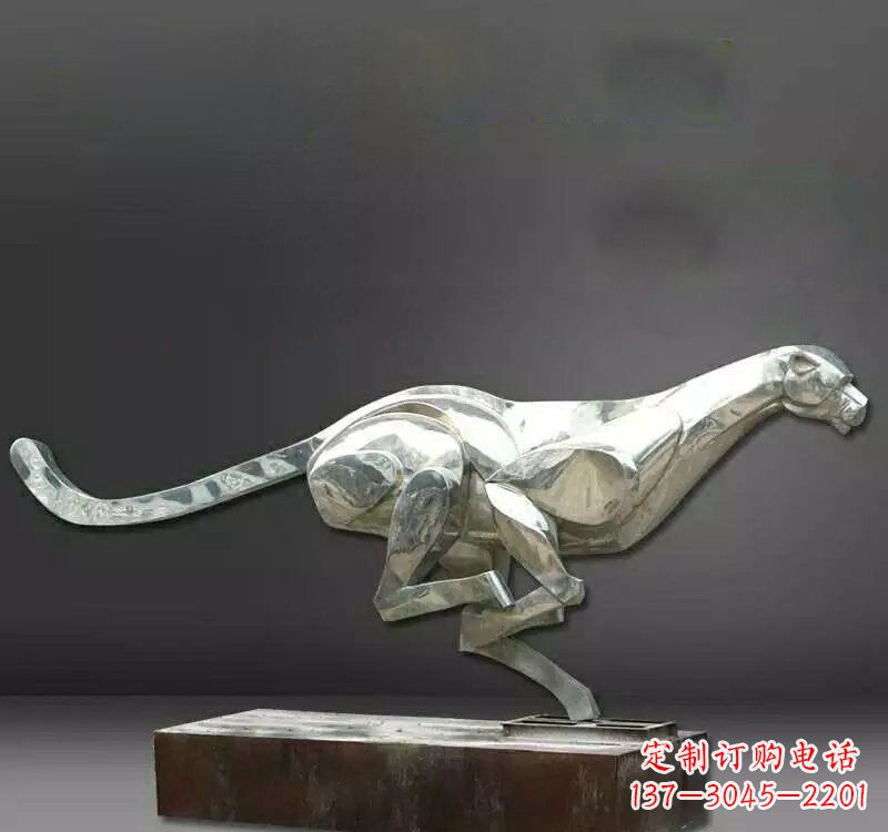 海南不锈钢豹子雕塑一种精美的雕塑艺术