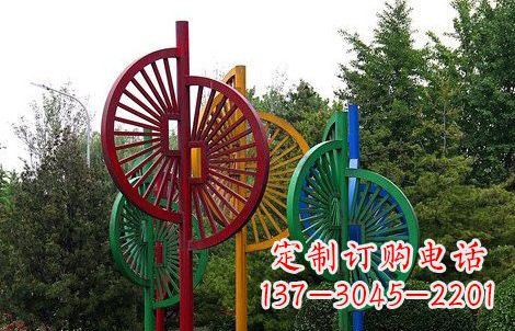 海南不锈钢风车雕塑——动态美的艺术结晶