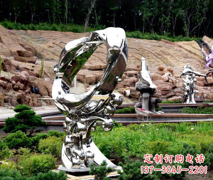 海南不锈钢海豚雕塑——精致的艺术品