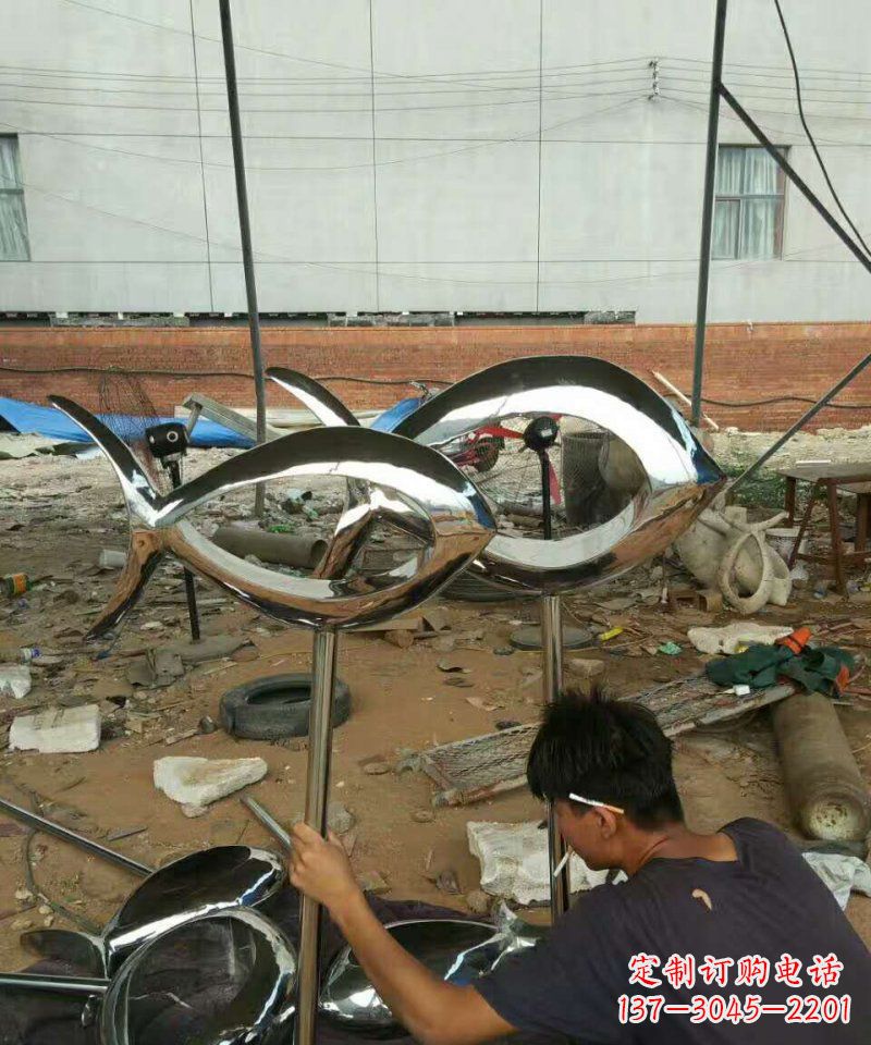 海南不锈钢动物雕塑