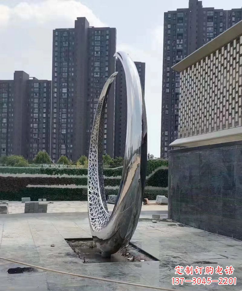 海南精美不锈钢月亮雕塑