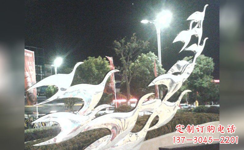 海南不锈钢大雁雕塑——灿烂的翱翔