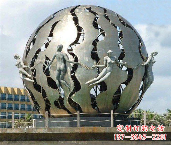 海南不锈钢地球雕塑一座精致而又充满着力量的艺术作品