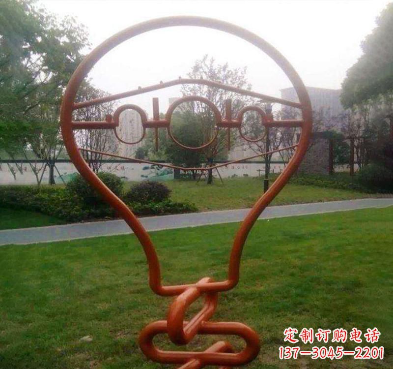 海南不锈钢灯泡雕塑点亮城市之美
