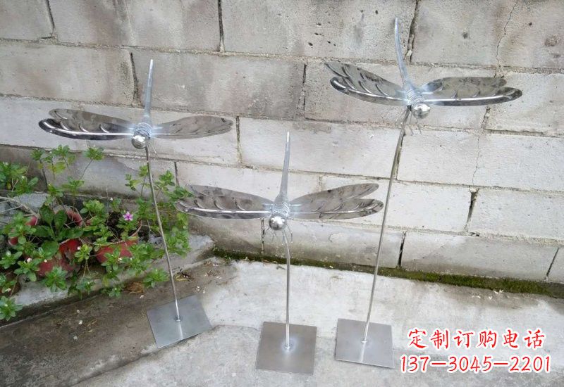 海南动物雕塑不锈钢蜻蜓的精美镜面