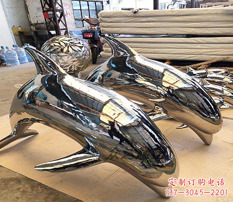 海南不锈钢海豚雕塑传承美丽的海洋文化