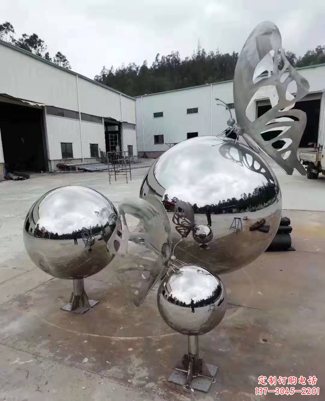 海南不锈钢蝴蝶雕塑美丽而迷人