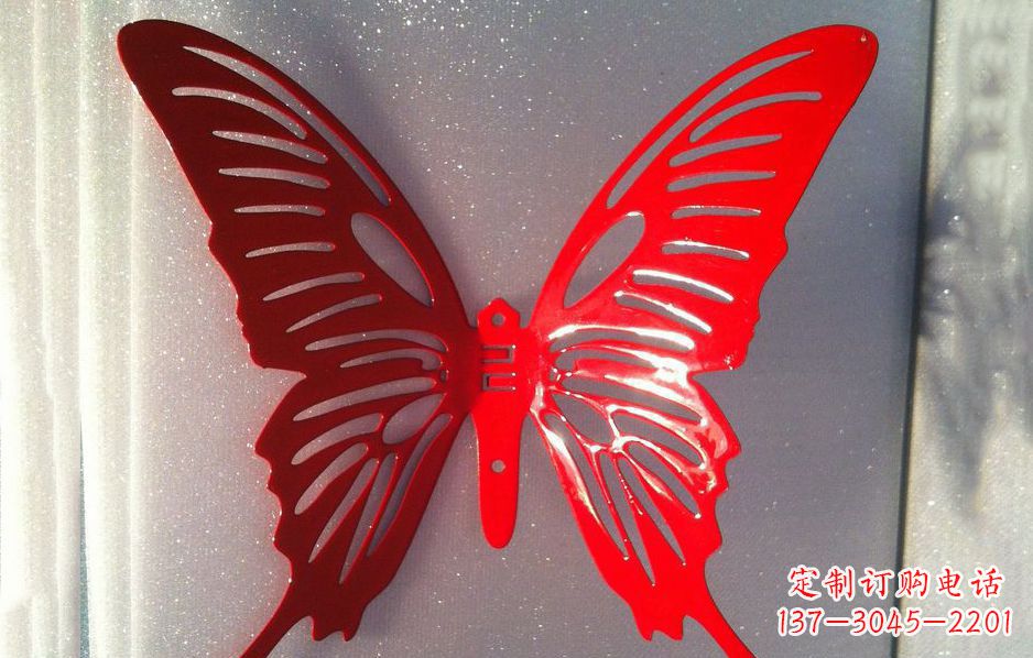 海南不锈钢蝴蝶雕塑让蝴蝶飞跃展现灿烂美丽