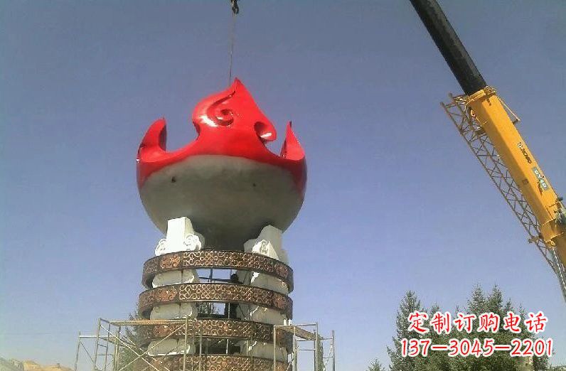 海南不锈钢火炬雕塑象征着永恒的精神