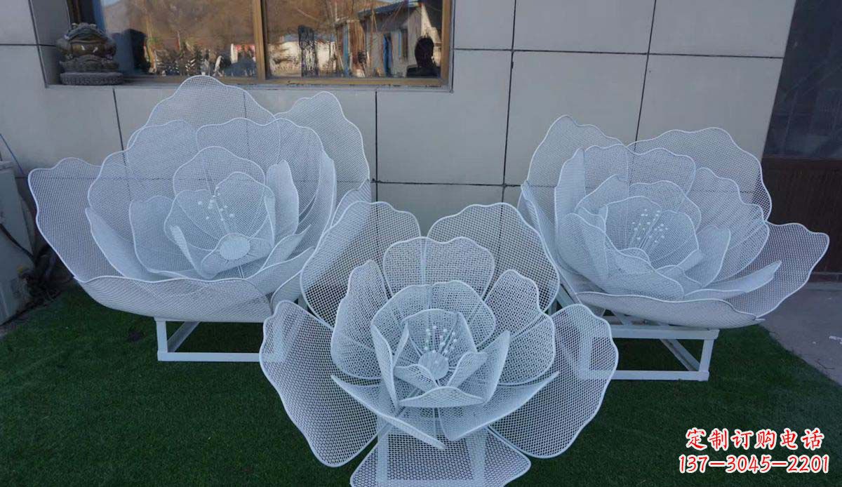 海南不锈钢荷花雕塑一种精美而经久不衰的艺术品