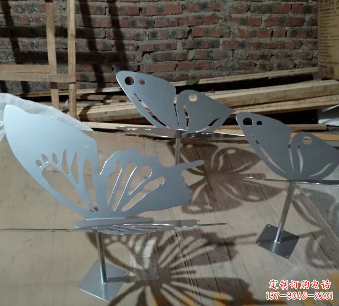 海南蝴蝶之舞不锈钢镂空蝴蝶景观雕塑