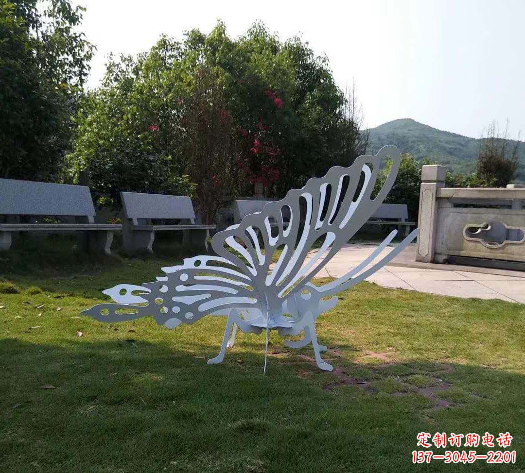 海南不锈钢镂空蝴蝶装饰雕塑精美雕塑点缀美好生活