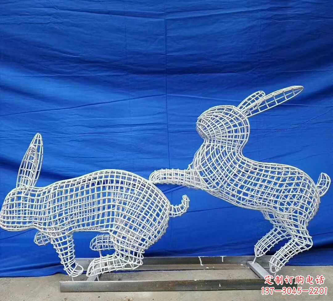 海南不锈钢镂空兔子精美雕塑展现可爱
