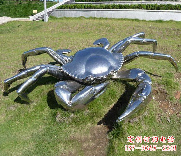 海南不锈钢螃蟹雕塑——给景观增添灵动之美