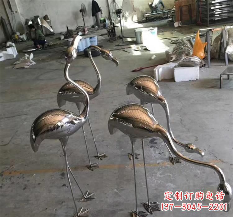 海南不锈钢火烈鸟雕塑给家园带来灿烂的光芒