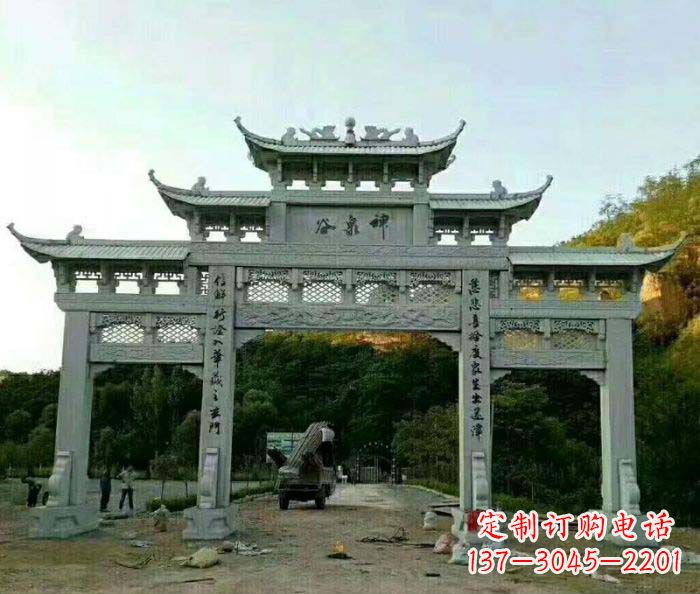 海南村口石雕牌楼千百年文化瑰宝