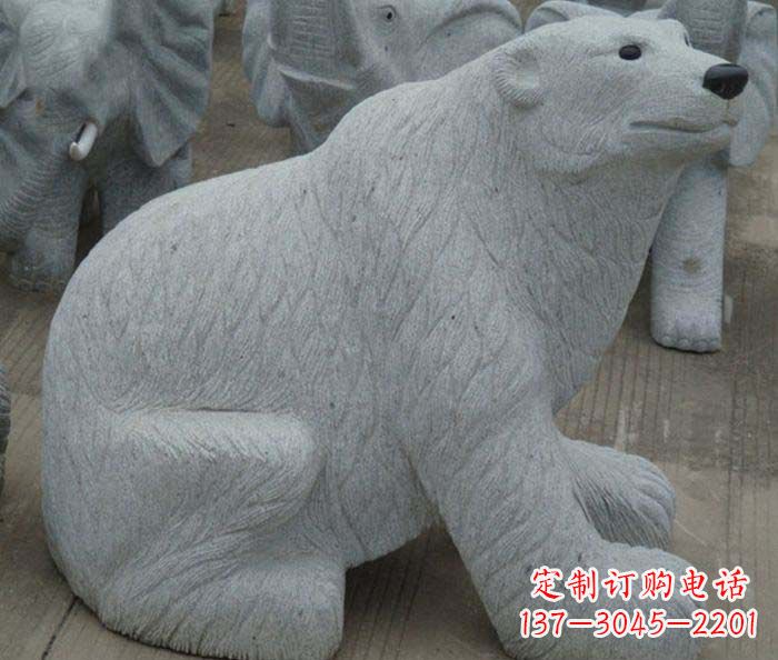 海南精美大理石雕刻的北极熊