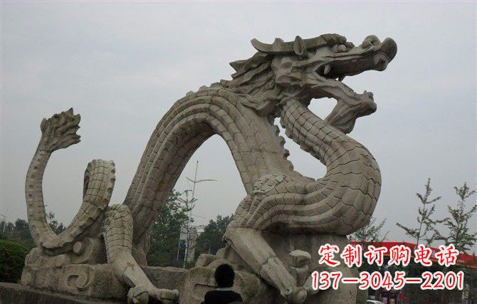 海南大理石龙雕塑,象征着力量与尊贵