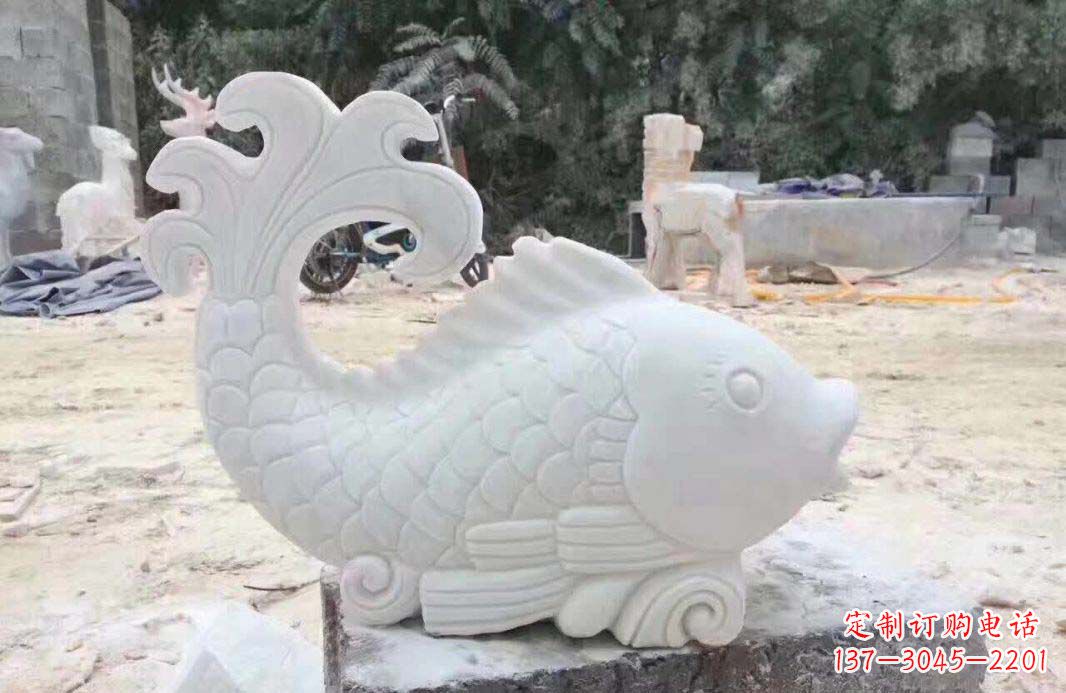 海南大理石鱼喷泉雕塑装置