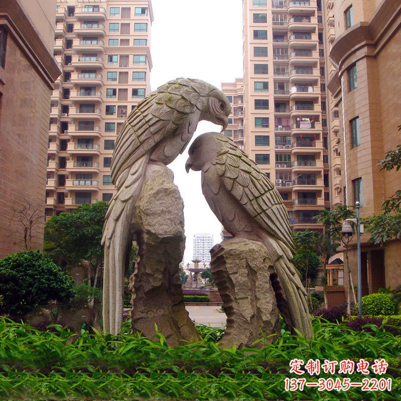 海南精美石雕鹦鹉雕塑
