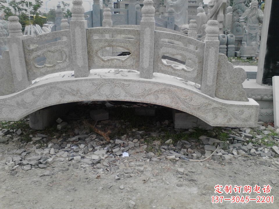 海南精美石桥雕塑,点缀庭园之美