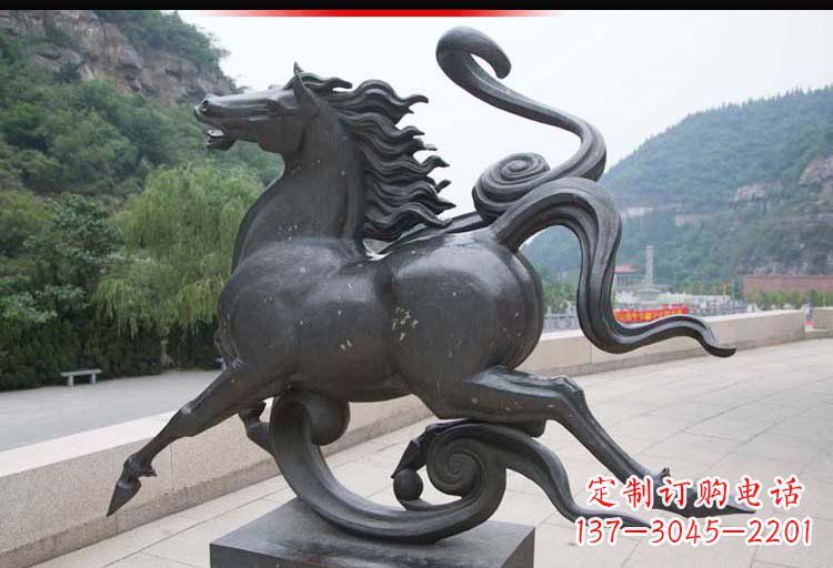 海南公园奔马铜雕 (2)