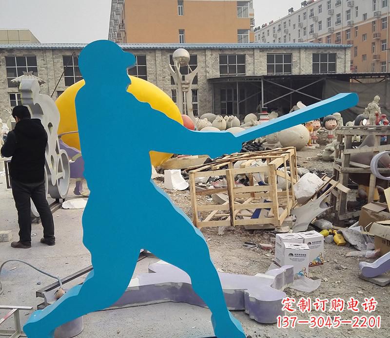 海南公园不锈钢打棒球雕塑2