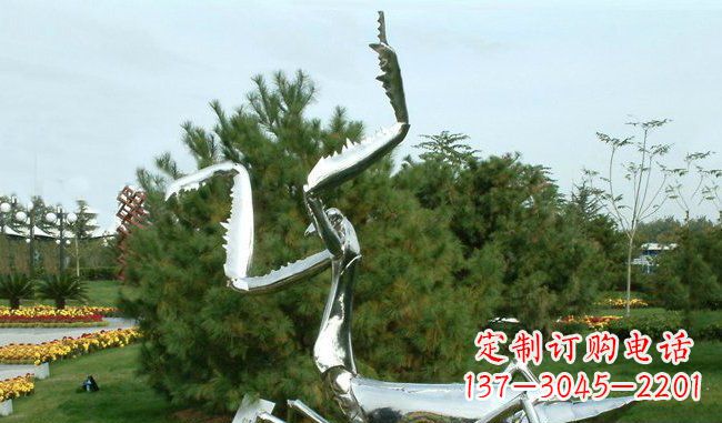 海南不锈钢螳螂雕塑