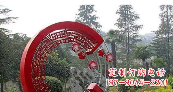 海南灵动奔放的不锈钢和梅花圆环雕塑