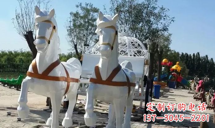 海南优雅迷人的不锈钢马车雕塑