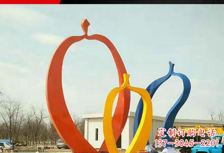 海南金光闪耀,果实成熟——不锈钢苹果雕塑