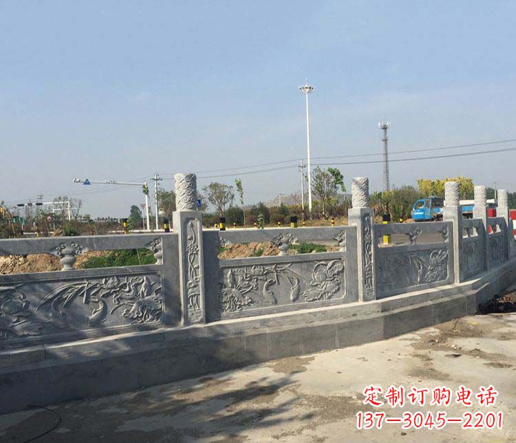 海南风格各异的精美公园仿古石栏板雕塑