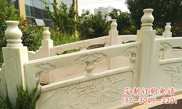 海南公园汉白玉石拱桥 (3)
