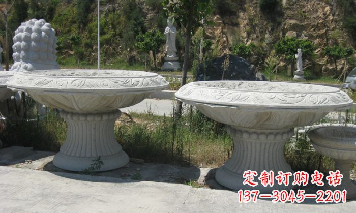 海南美轮美奂的大理石花盆雕塑
