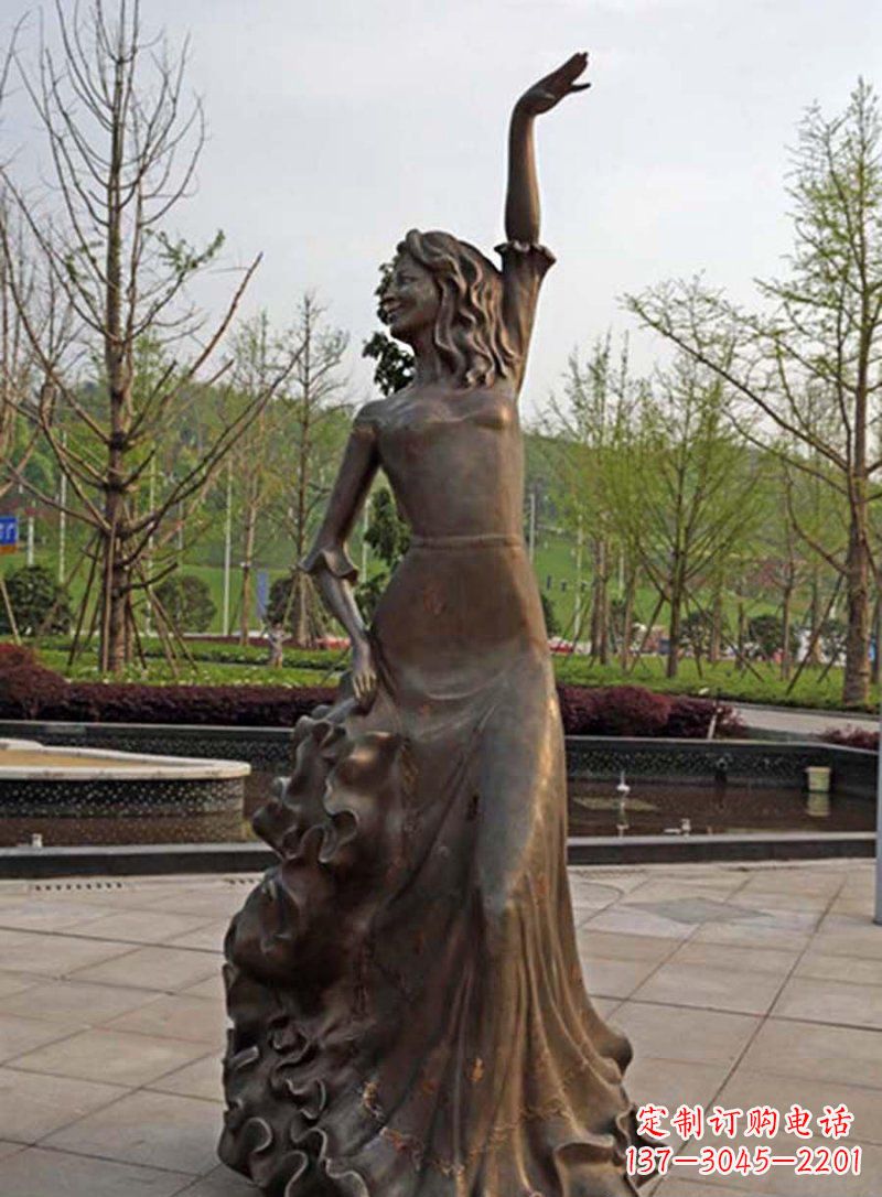 海南公园跳舞的女孩人物铜雕