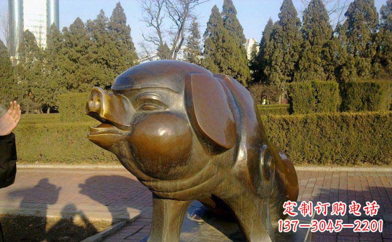海南定制公园猪铜雕