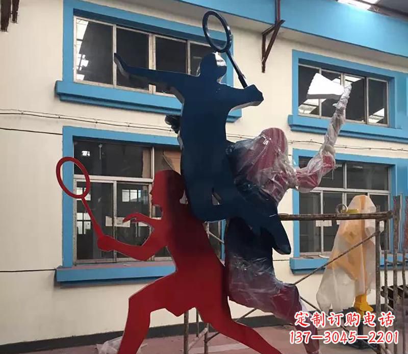海南广场不锈钢打羽毛球雕塑2