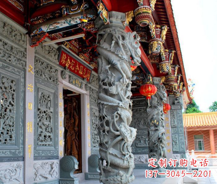 海南寺庙景观龙柱石雕