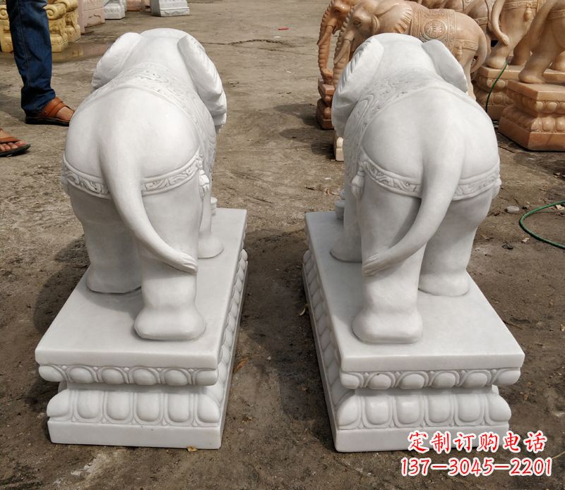 海南寺庙石雕大象
