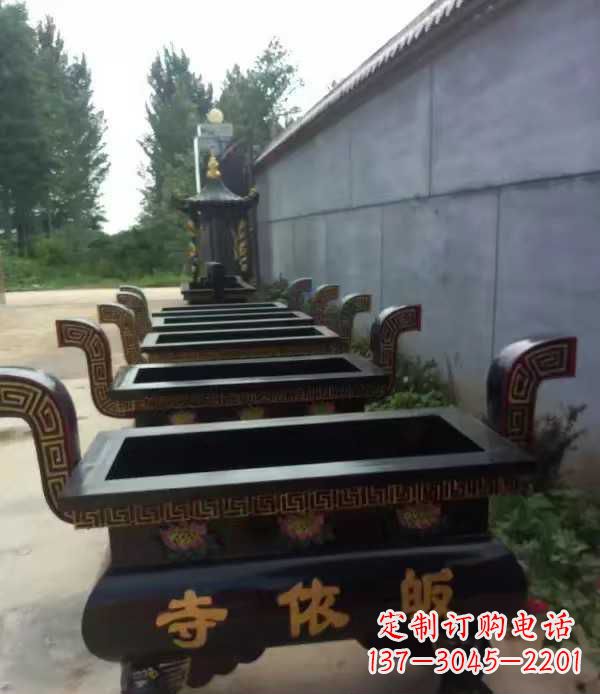 海南寺庙四足方形香炉铜雕
