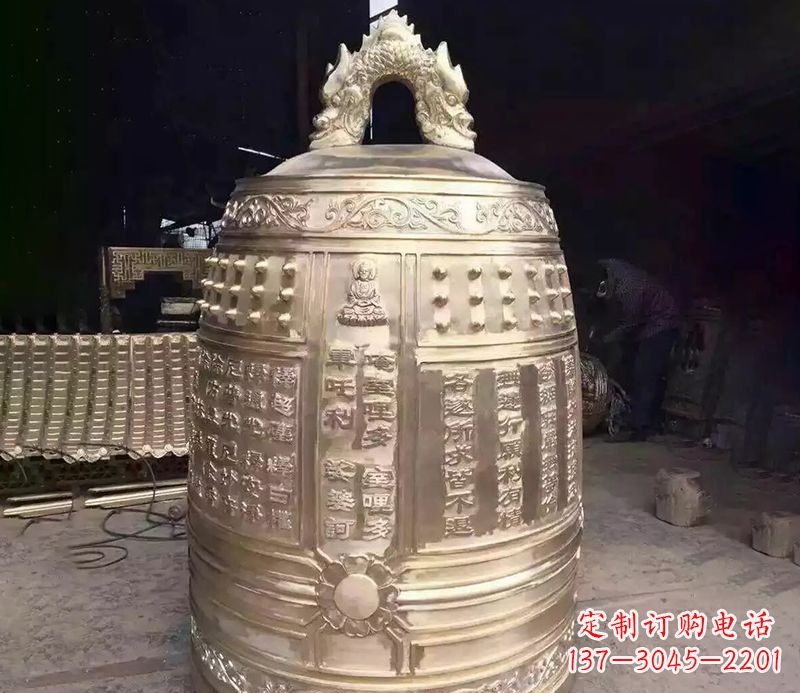 海南寺庙铜钟雕塑 (3)