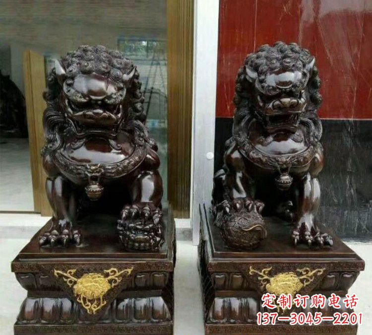 海南铜雕故宫狮子
