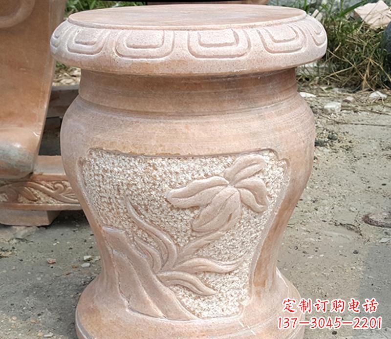 海南晚霞红景观蝴蝶石凳
