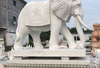 海南精美汉白玉雕塑：观音大象